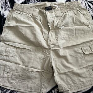 Men's Classic Tan Cargo Shorts